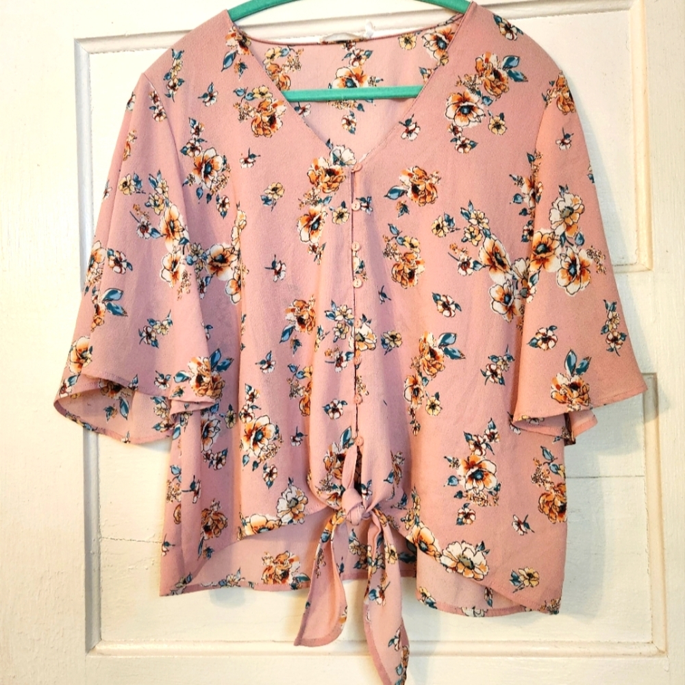 Lush Blouse, Floral Pink Tie-Front Top, Sz Medium Crop, Bell Sleeve EUC Coquette